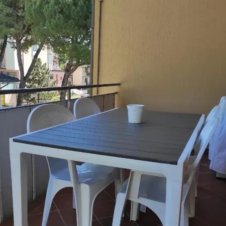 Cn001 - Cesenatico, Bilocale Con Balcone E Aria Condizionata Apartamento Cesenatico