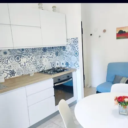 Apartamento Cn001 - Cesenatico, Bilocale Con Balcone E Aria Condizionata